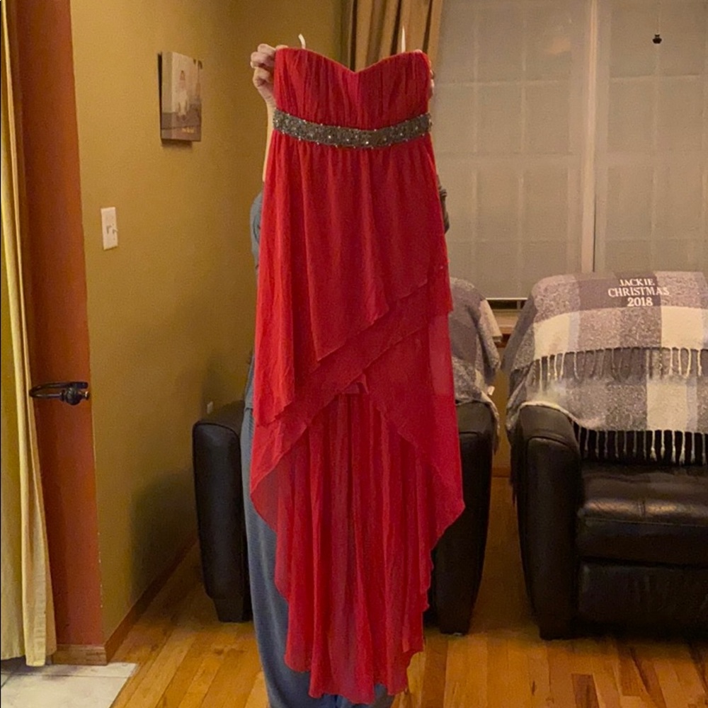 pink dress